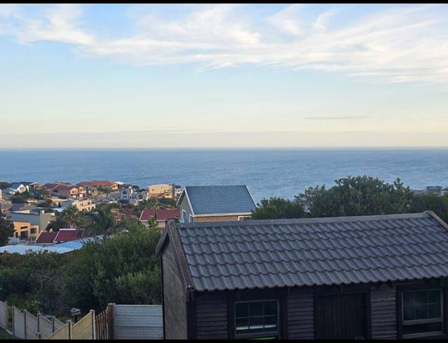 3 BEDROOM HOUSE FOR SALE IN DANA BAY